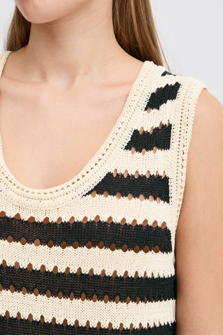 Top - Birdis (Black/almond milk)