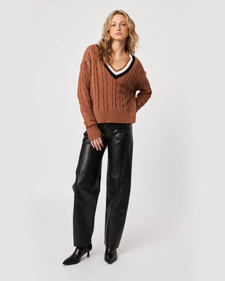 Pull - Leon (Varsity chestnut)