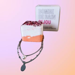 Jewelery bath bomb (Gomphréna silver necklace)