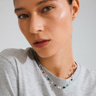 Collier - Between