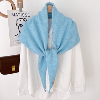 Écharpe Triangle en Tricot Doux – Style Coréen Confortable et Chic