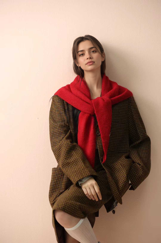Écharpe Triangle en Tricot Doux – Style Coréen Confortable et Chic