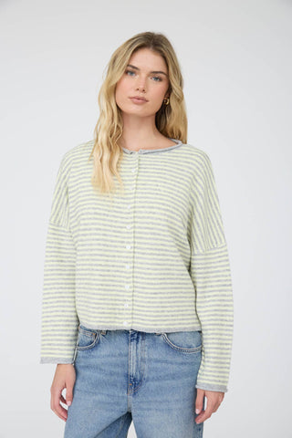 Cardigan en maille à rayures, épaules tombantes