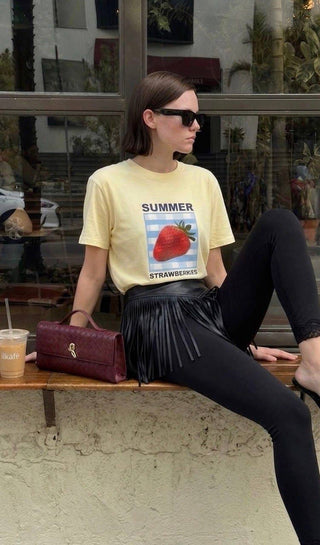 T-shirts graphiques vichy aux fraises d'été (Rose et Jaune)