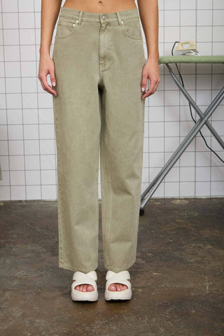 Jeans à jambes larges délavées