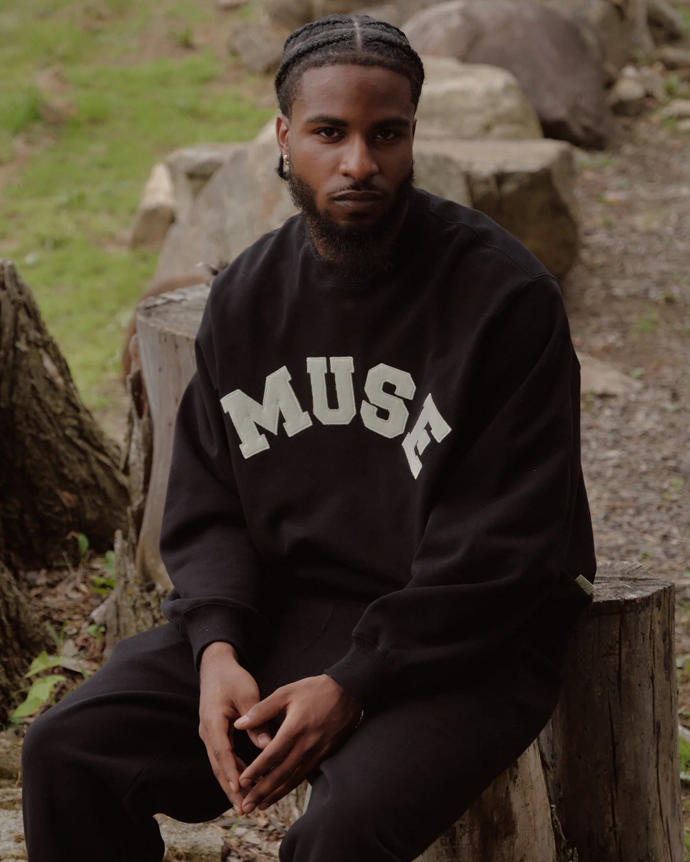 Crewneck - Muse (Black)