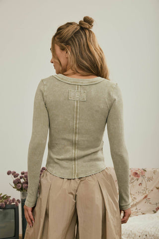 Top en maille côtelée à manches longues, style henley