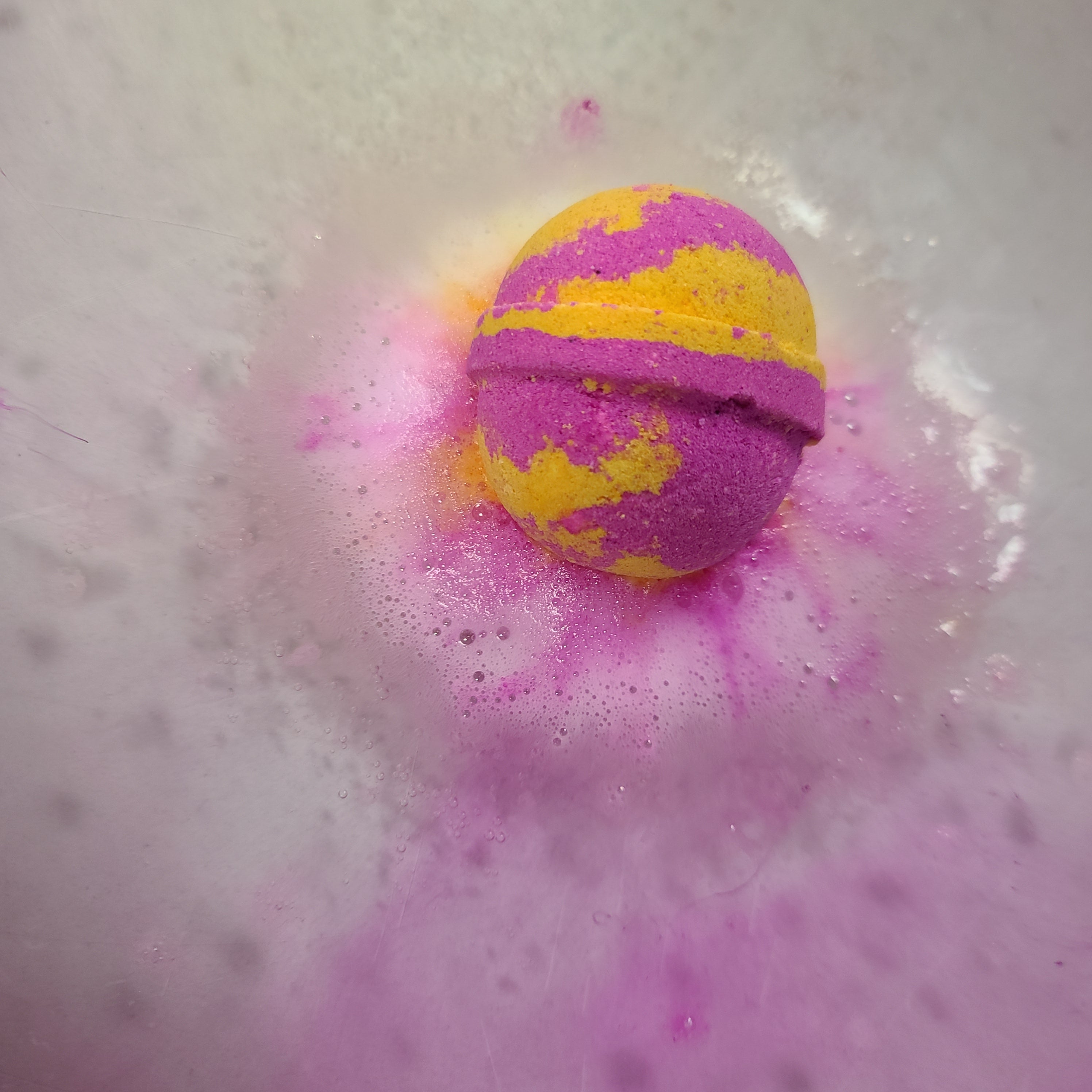 Bath Bomb - Pink Lemonade