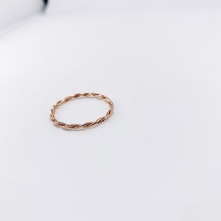 Twisted Ring