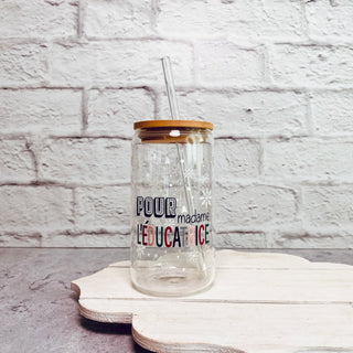 Verre en vitre et paille - Madame l'éducatrice