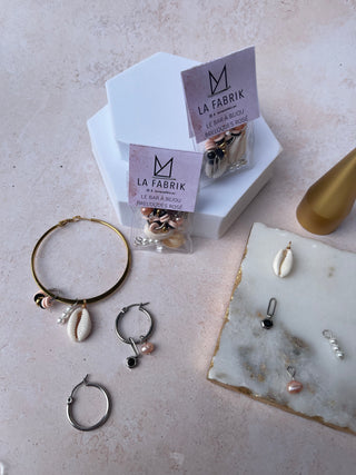 Customizable earring - Rings and charms